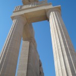 Rekonstruierte Säulen des Athene-Tempels auf der Akropolis von Lindos